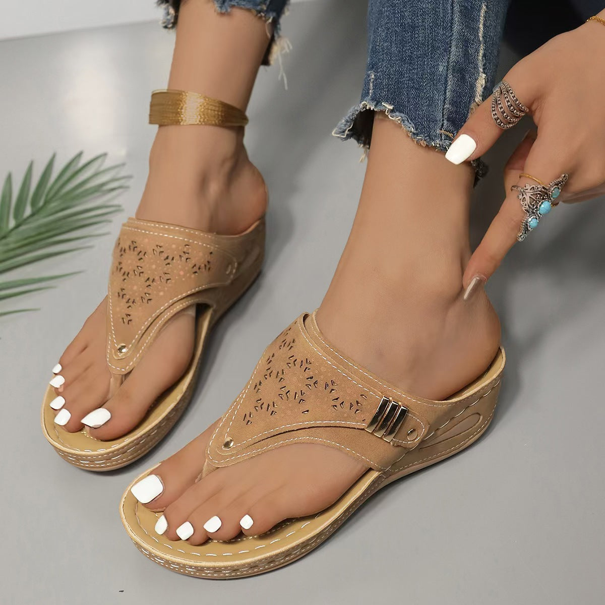 Women's Herringbone Platform Slide Sandals - Cushioned